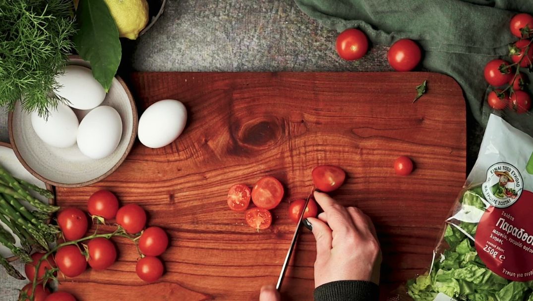 Υλικά για την συνταγή Πράσινη σαλάτα με σπαράγγια και φέτα