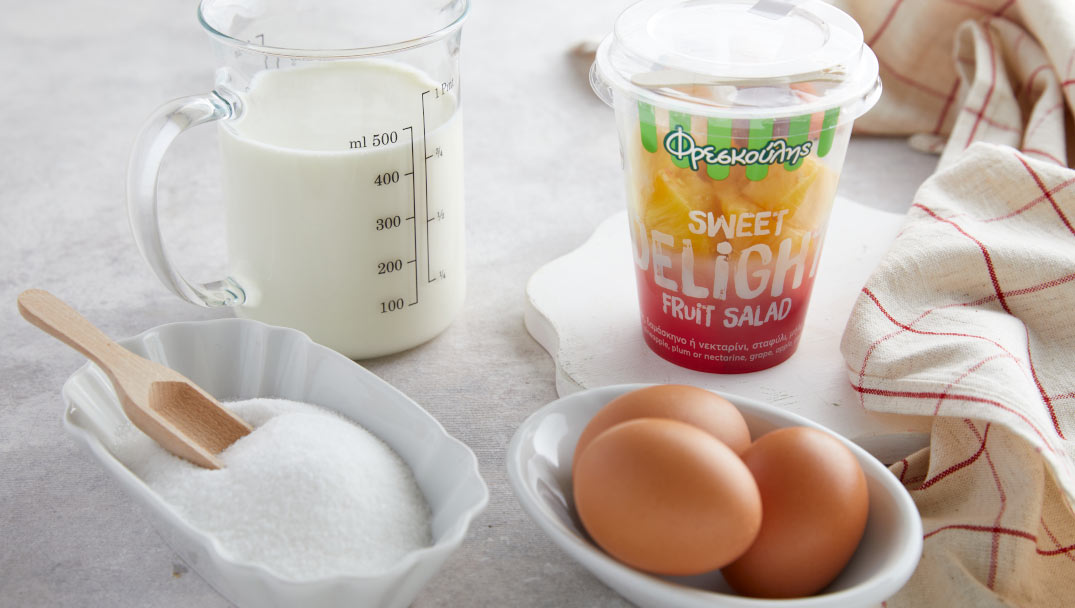 Έτοιμη Φρουτοσαλάτα με Ανάμεικτα Φρούτα Sweet Delight Φρεσκούλης για Φωλιές σφολιάτας με κρέμα και φρουτοσαλάτα