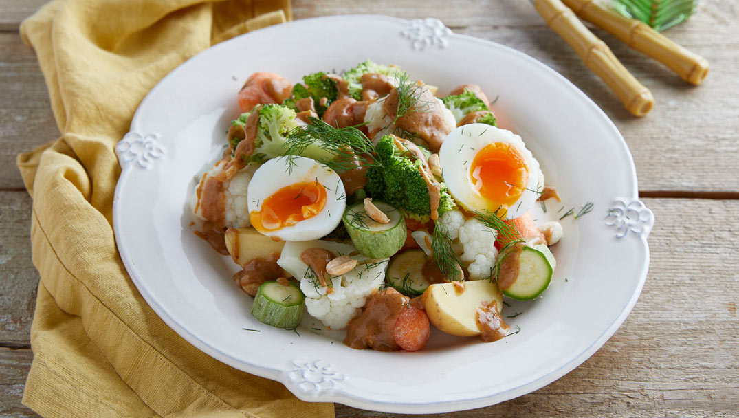 Λαχανικά Ατμού με Σως Φυστικοβούτυρο συνταγή