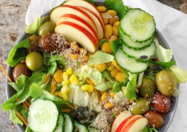 Πλούσια Vegan Μεσογειακή