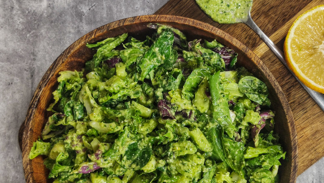 Συνταγή για Σαλάτα Green Goddess που είναι viral στο Tiktok