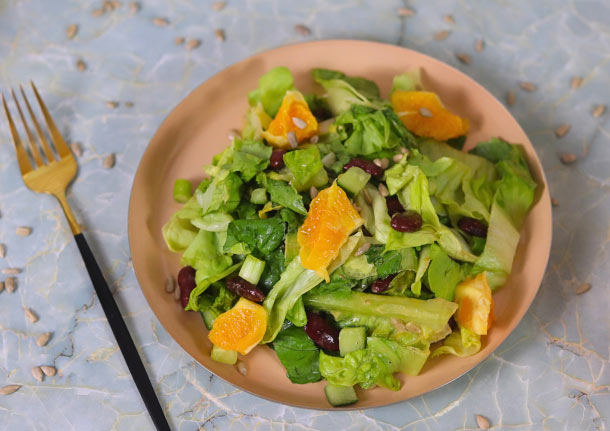 Σαλάτα Τρυφερά Μαρουλάκια με πορτοκάλι από τον Γιάννο Βαλιάνο