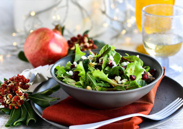 Σαλάτα Γιορτινή με Ρόδι, Baby Leaves, Κάστανα, Cottage Cheese και Ντρέσινγκ Βαλσαμικού με Ρόδι