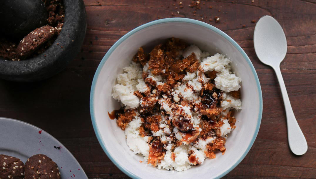 Συνταγή για Σαλάτα με ανθότυρο και ρόδι