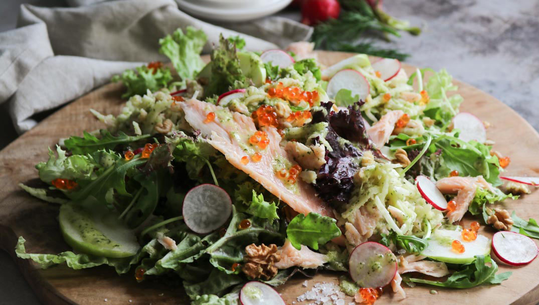 Σαλάτα με ξινόμηλο από την Funky Cook