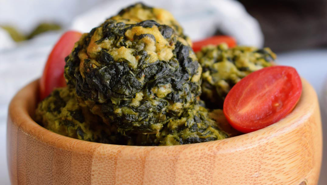 Κοντινή φωτογραφία για Σπανακοκεφτέδες με σως γιαουρτιού από την Littlehands